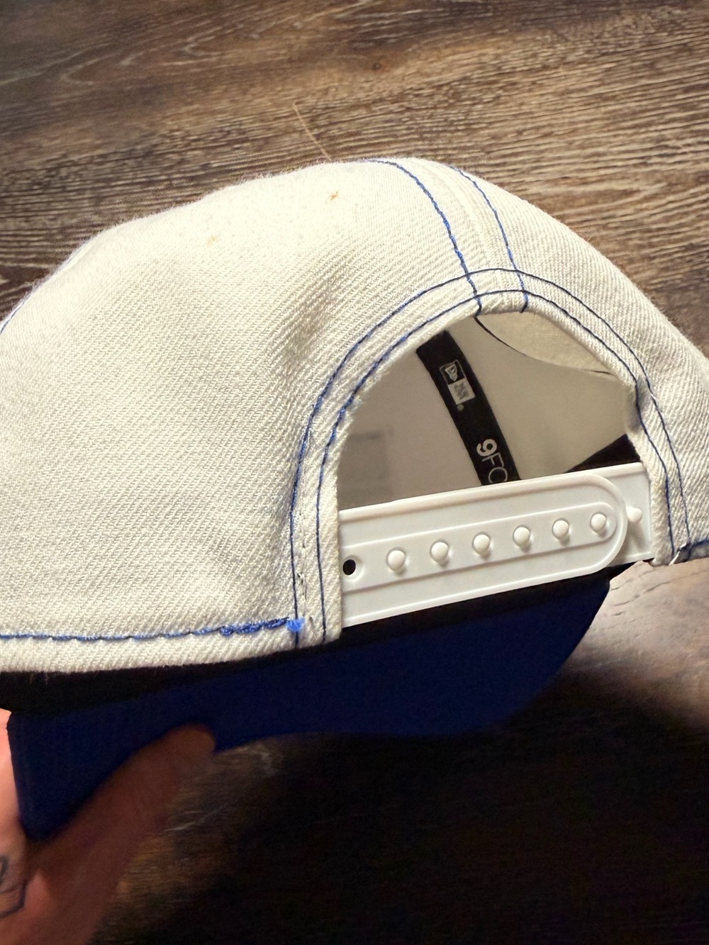 New Era Seattle Seahawks Two-Tone Blue & White Cap Snap Back Vintage - Picture 3 of 5